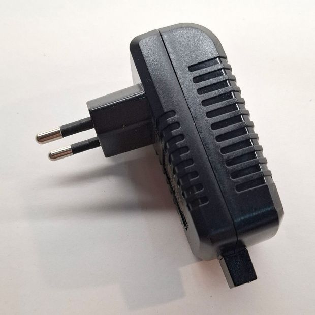 Plug driver I15337S – 24V, 350mA, 8.4W