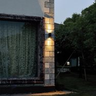 Buitenlamp Logan 1497ZW - compacte zwarte up down wandlamp - Zwart - Elektronica, Glas, Metaal - Steinhauer